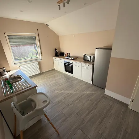 Fuer 8 Personen - Naehe Flughafen Fra Appartement